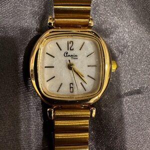 Gold Annie Time Watch